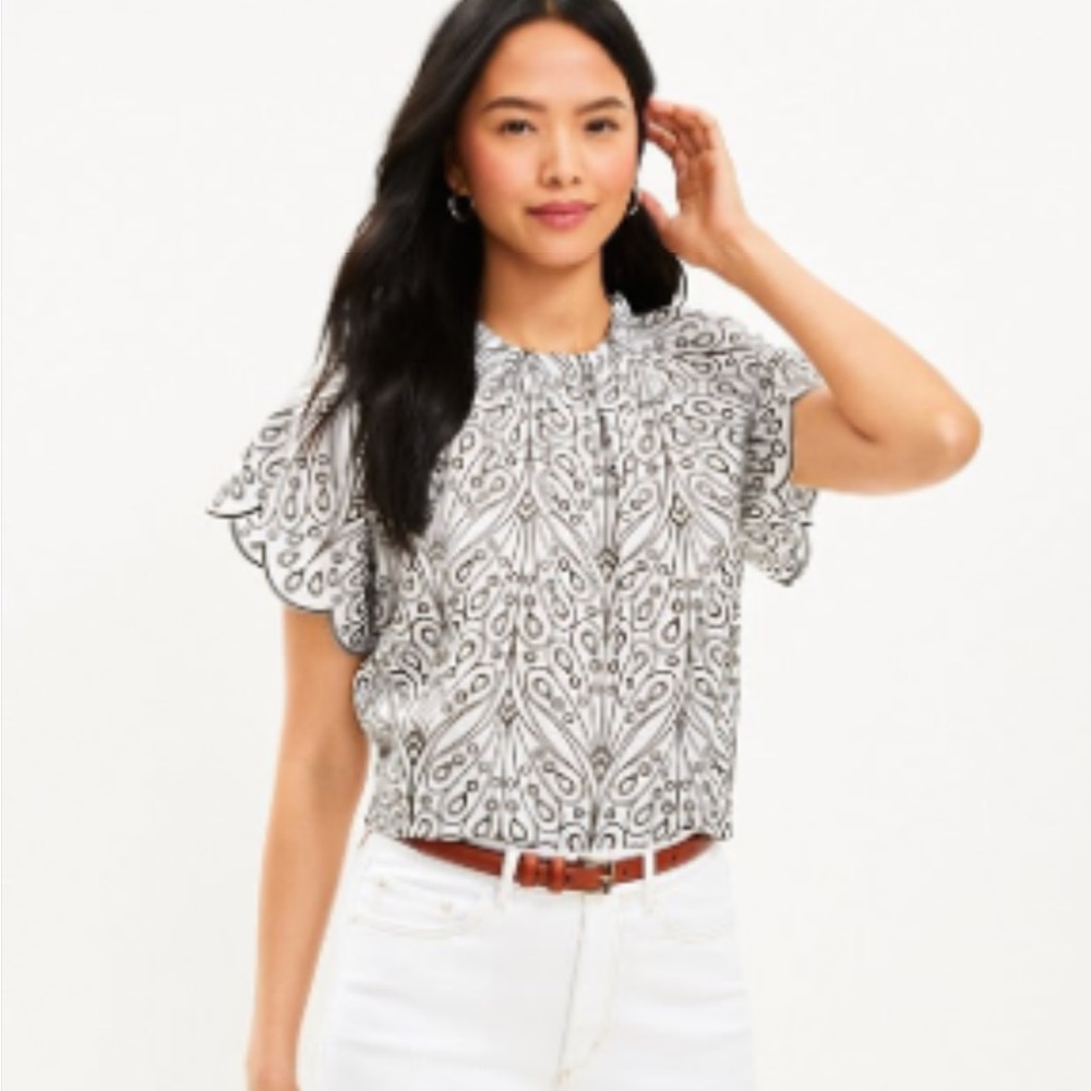 Loft, L, Embroidered Black and White Ruffle Short Sleeve Top
